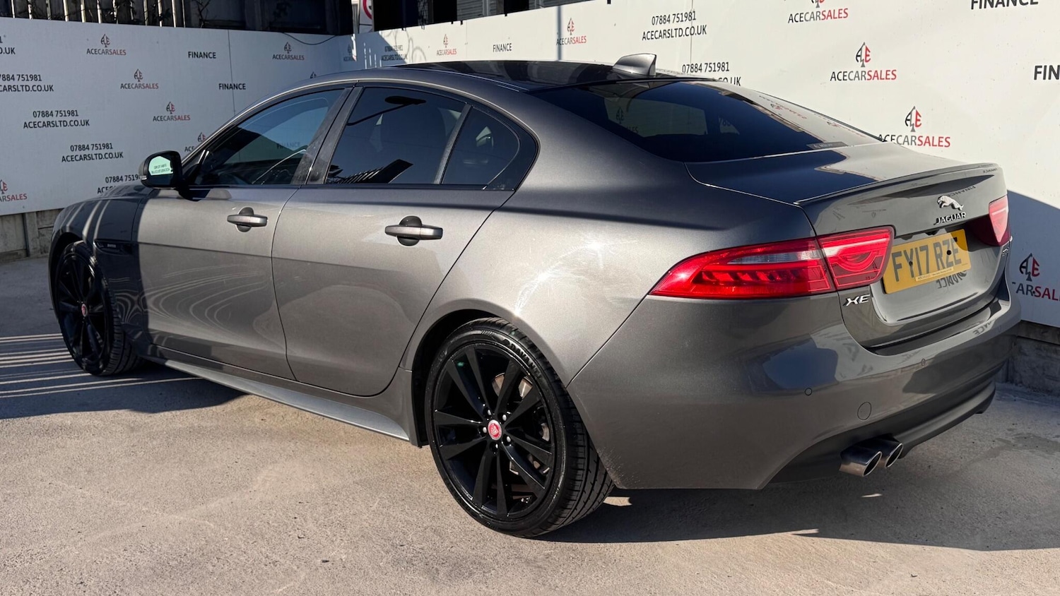 Used Jaguar XE 2017 for sale - 78086865: Photo 6