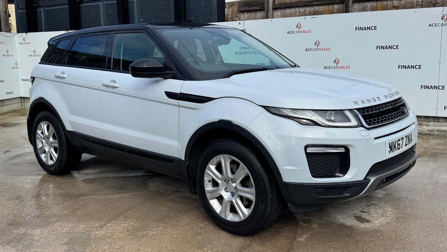 Used Land Rover Range Rover Evoque 2017 for sale - 77882638: Photo 2