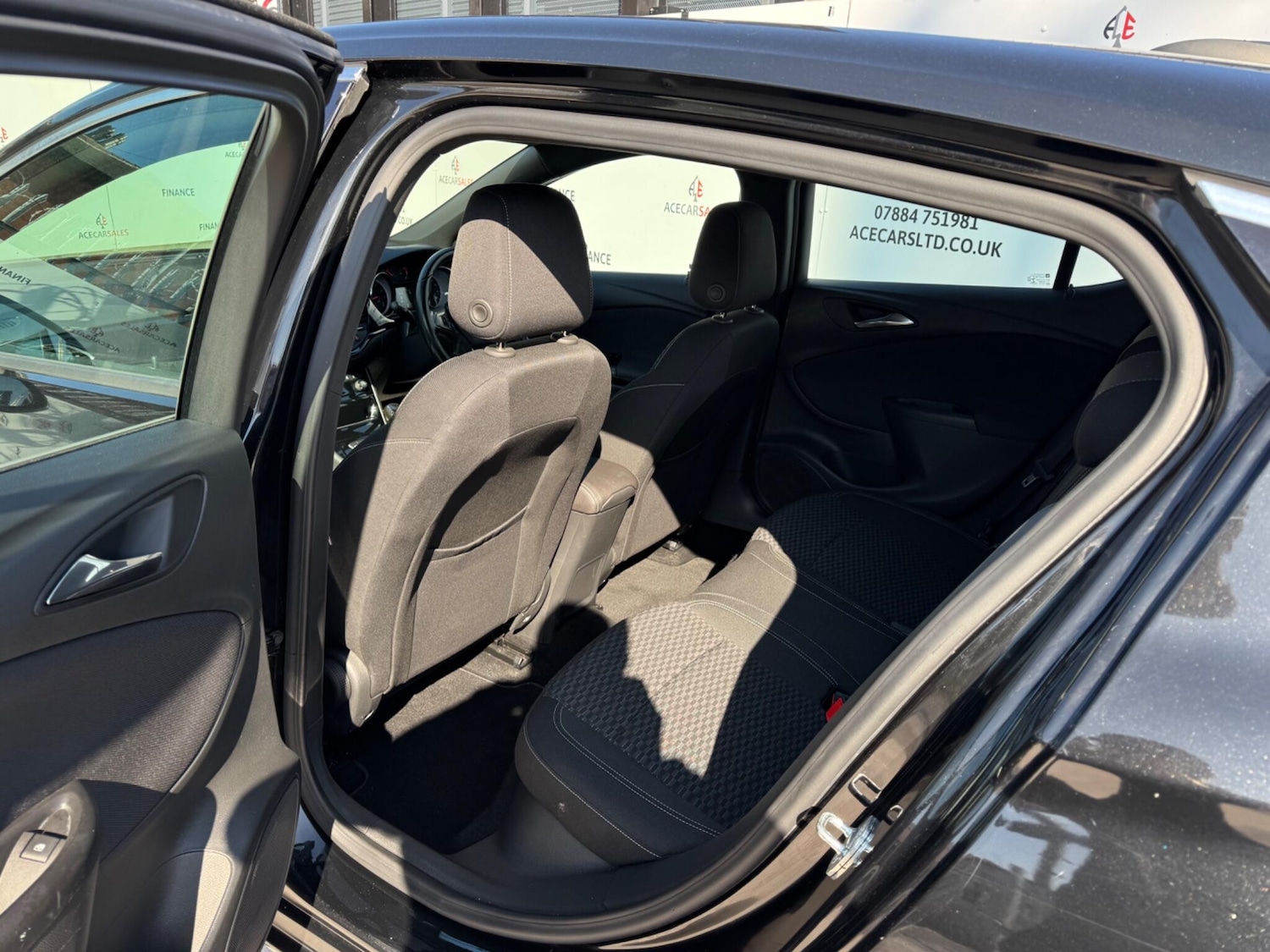 Used Vauxhall Astra for sale - 77958040: Photo 15