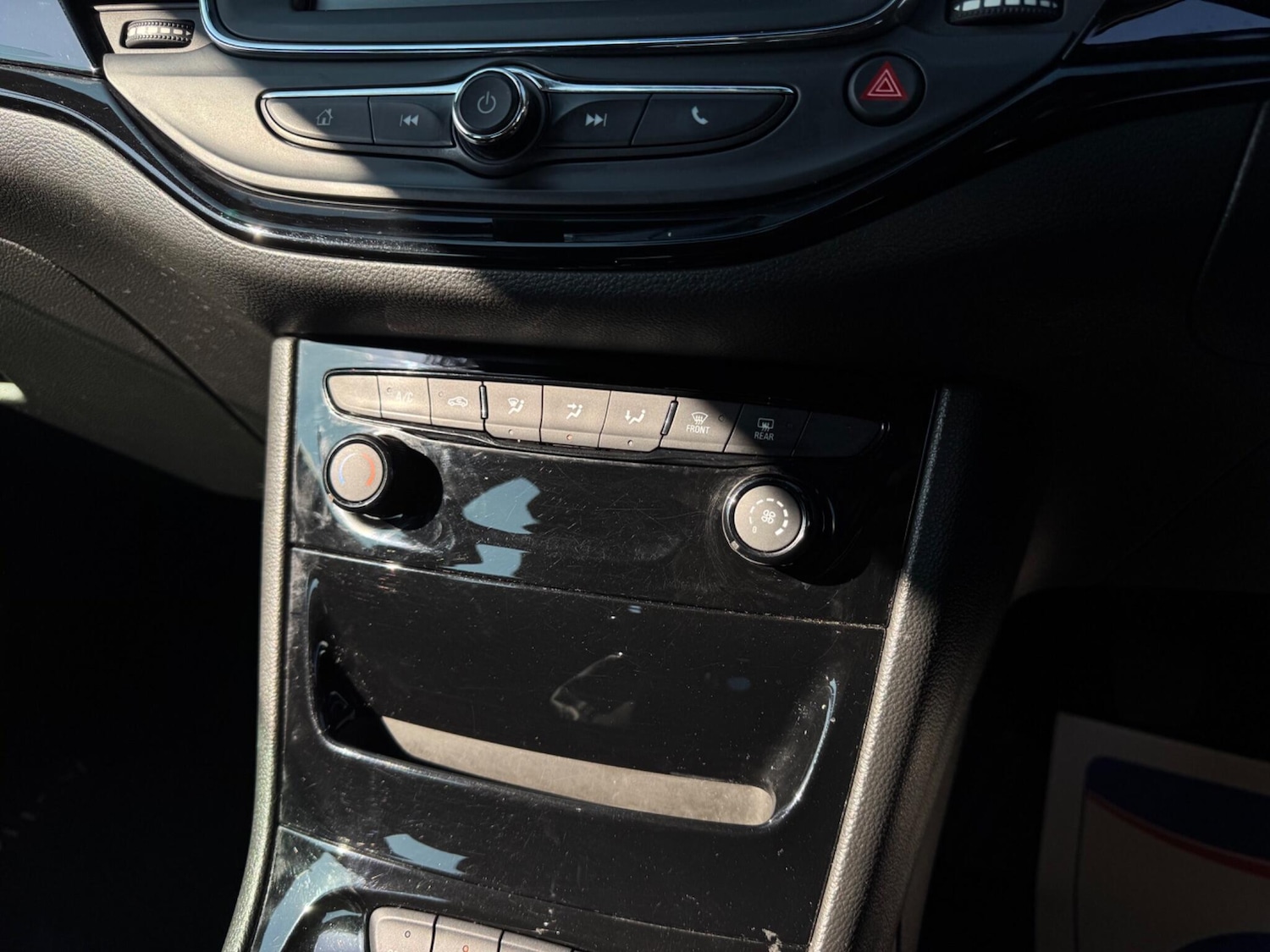 Used Vauxhall Astra for sale - 77958040: Photo 23