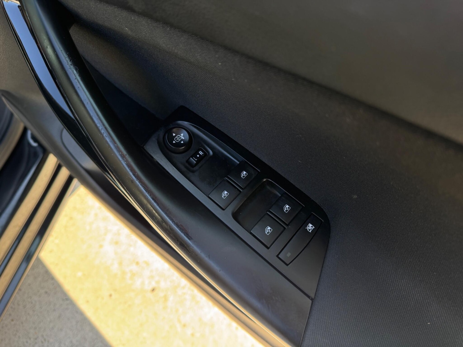 Used Vauxhall Astra for sale - 77958040: Photo 46