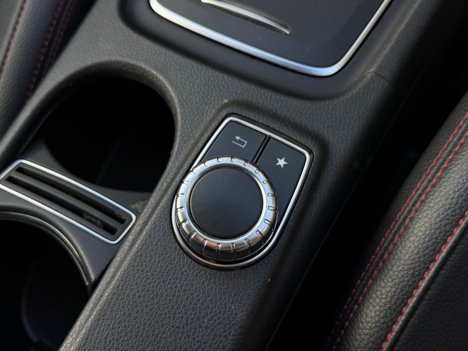 Used Mercedes-Benz GLA 2018 for sale - 77229303: Photo 27