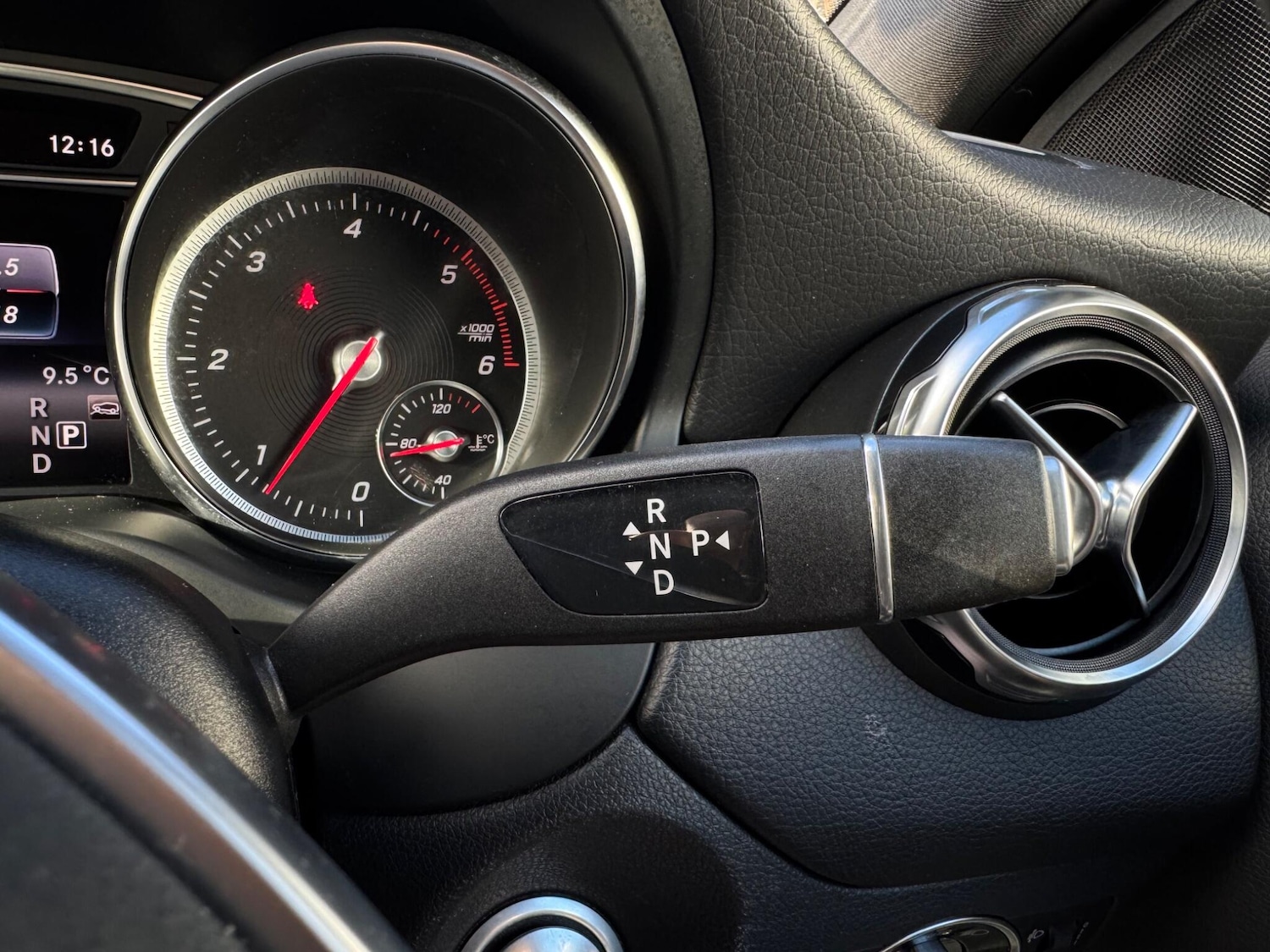 Used Mercedes-Benz GLA 2018 for sale - 77229303: Photo 35