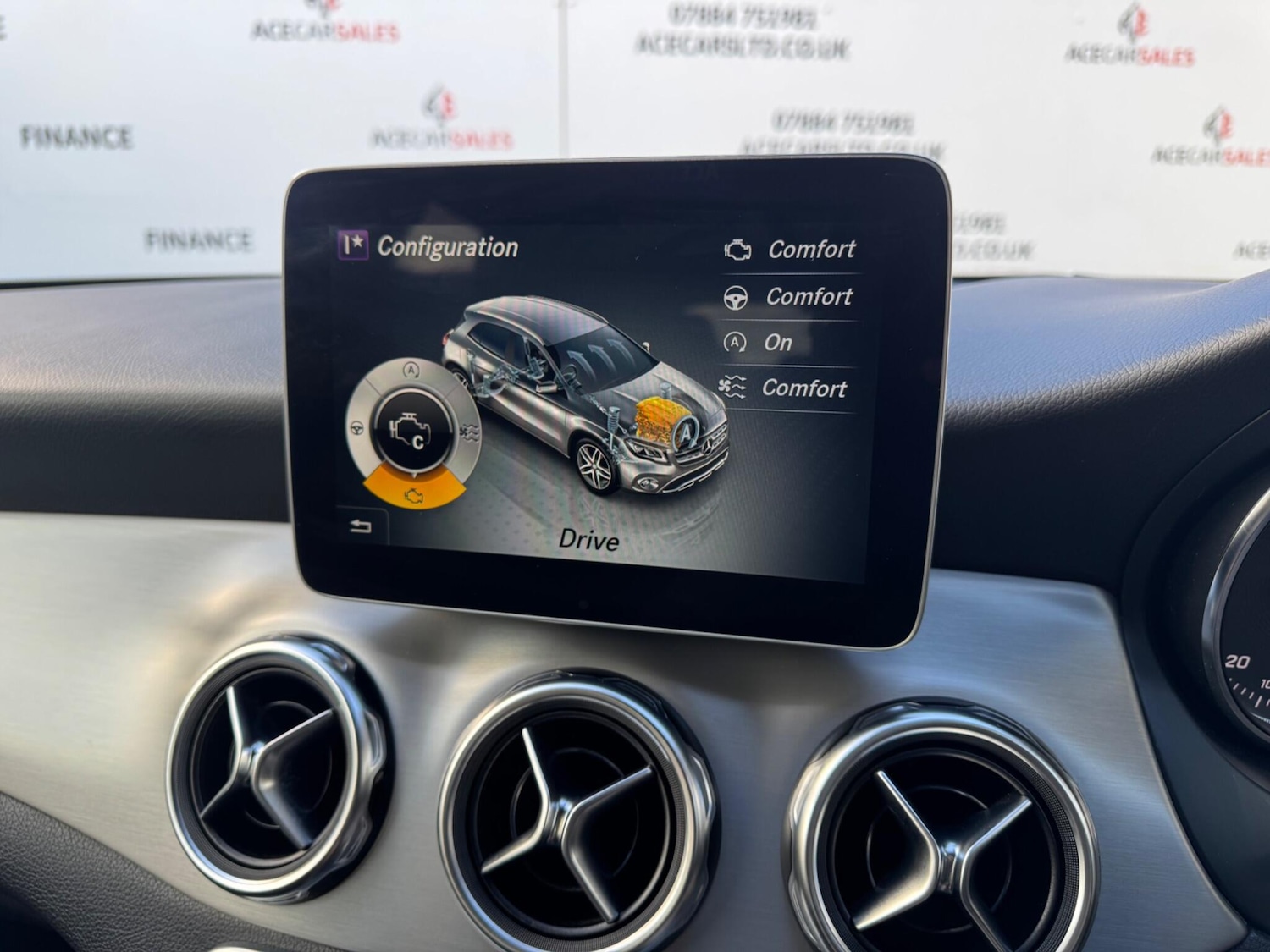 Used Mercedes-Benz GLA 2018 for sale - 77229303: Photo 56