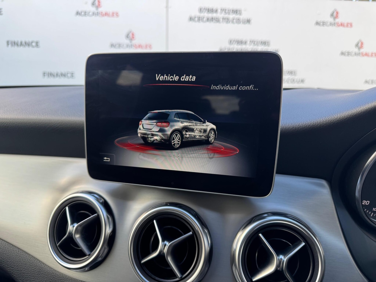 Used Mercedes-Benz GLA 2018 for sale - 77229303: Photo 57