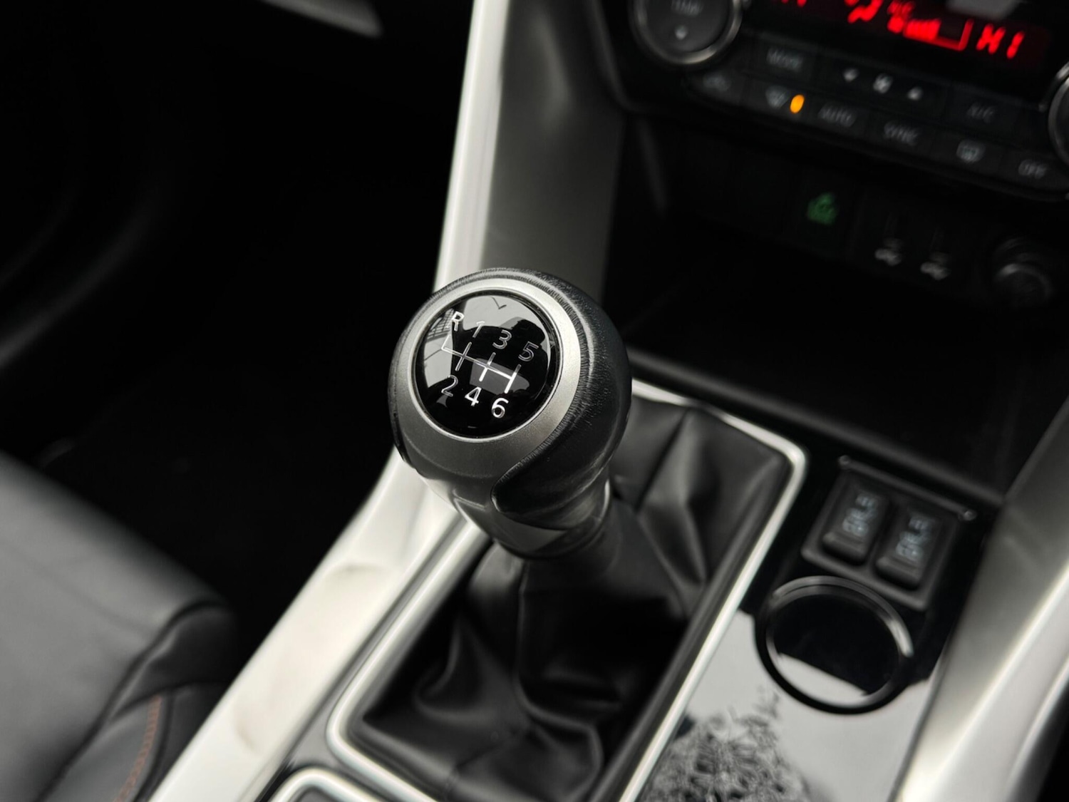 Used Mitsubishi Eclipse Cross 2020 for sale - 77330812: Photo 29