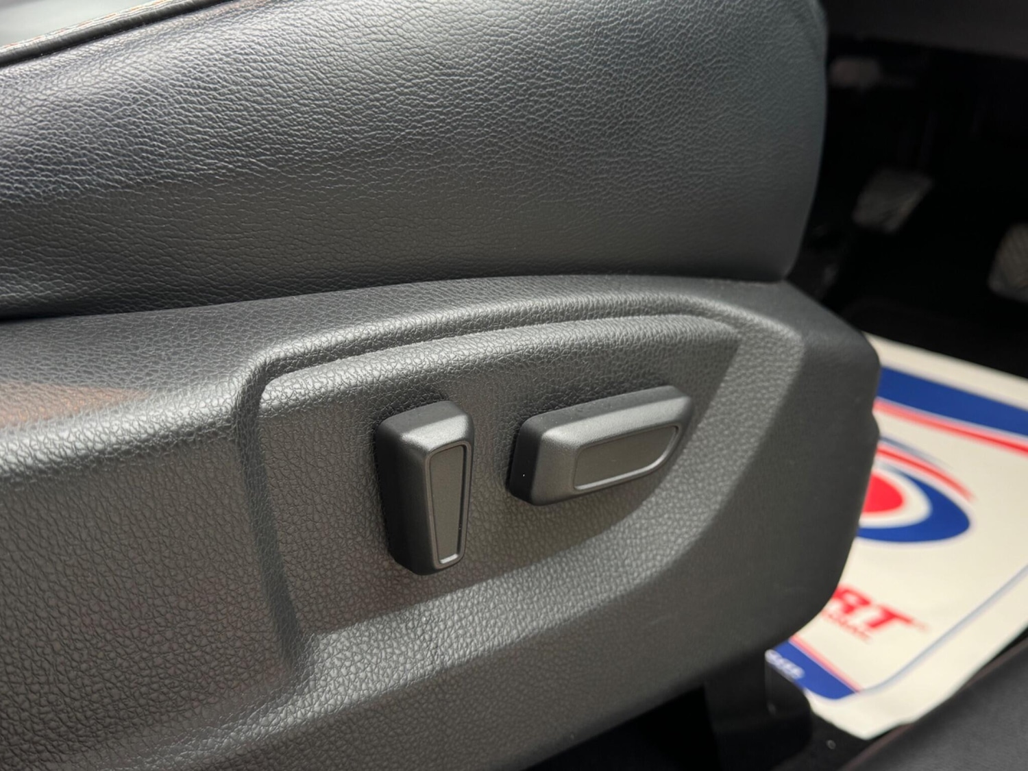 Used Mitsubishi Eclipse Cross 2020 for sale - 77330812: Photo 59