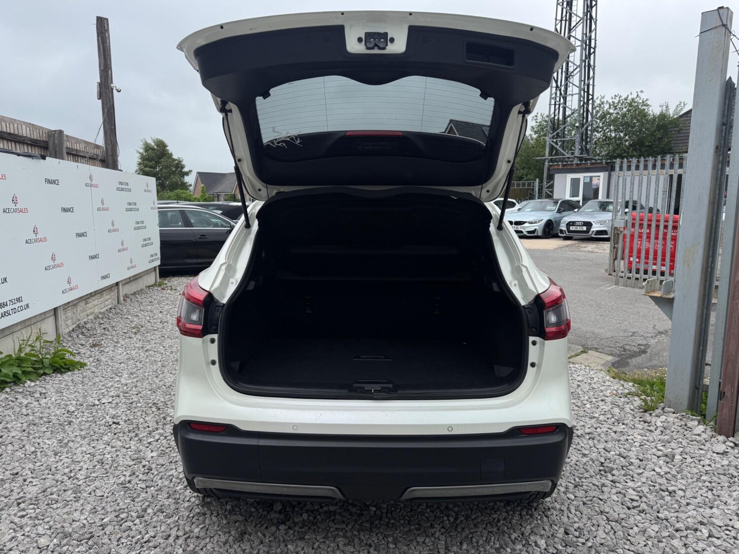 Vehicle 85
