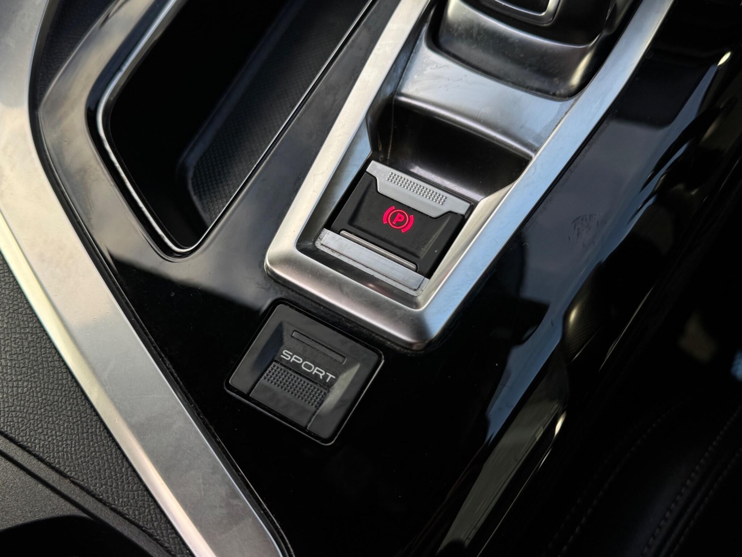 Used Peugeot 3008 2019 for sale - 76913779: Photo 31