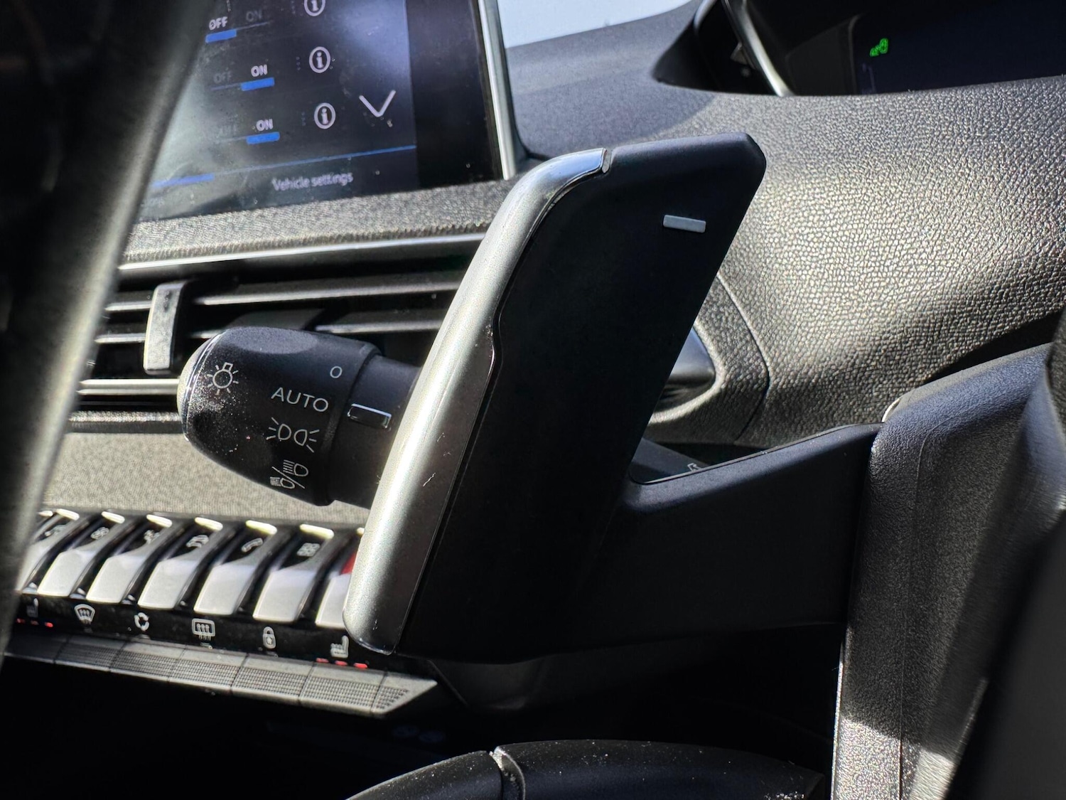 Used Peugeot 3008 2019 for sale - 76913779: Photo 33