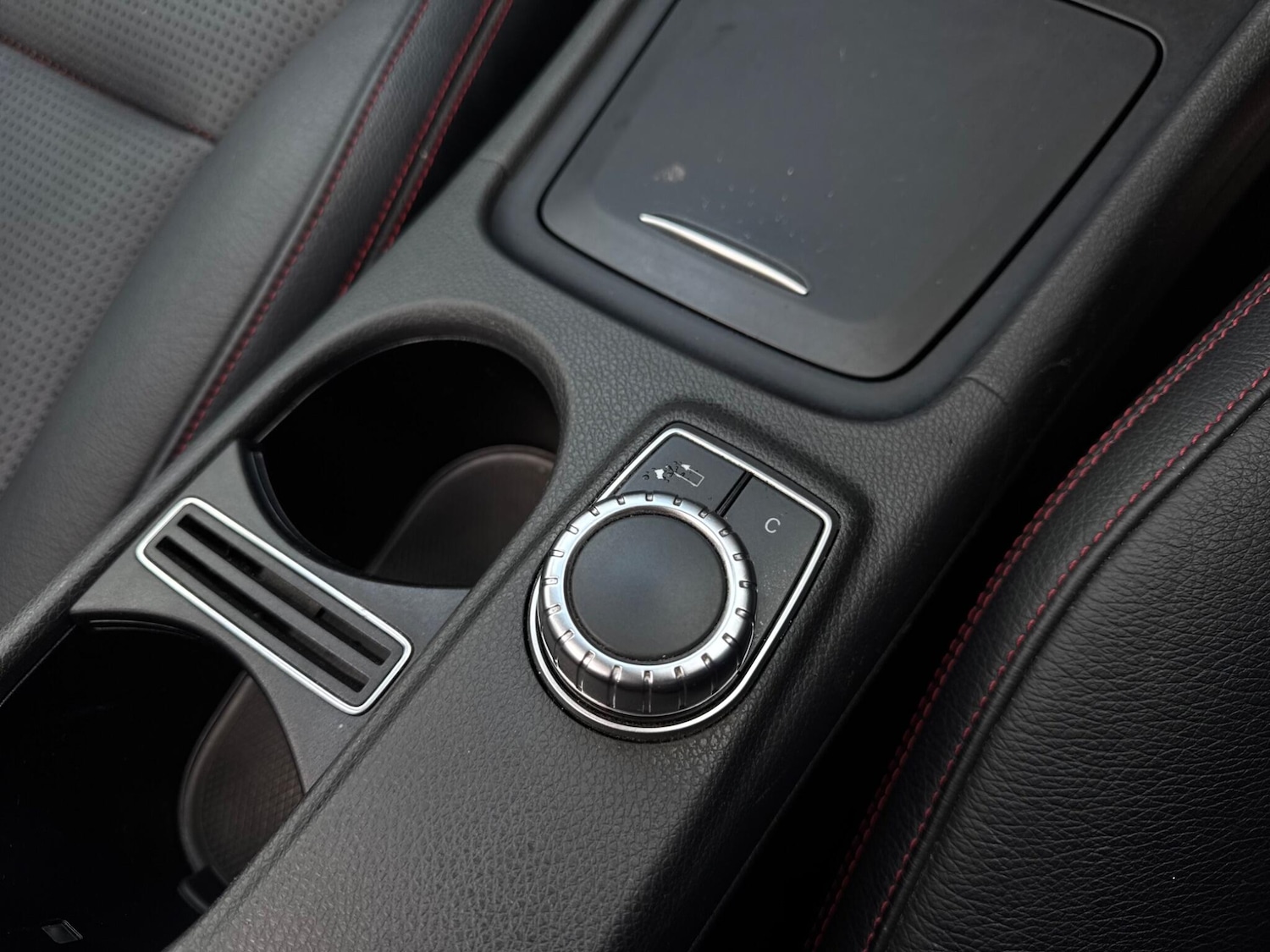 Used Mercedes-Benz A-Class 2015 for sale - 76398778: Photo 27