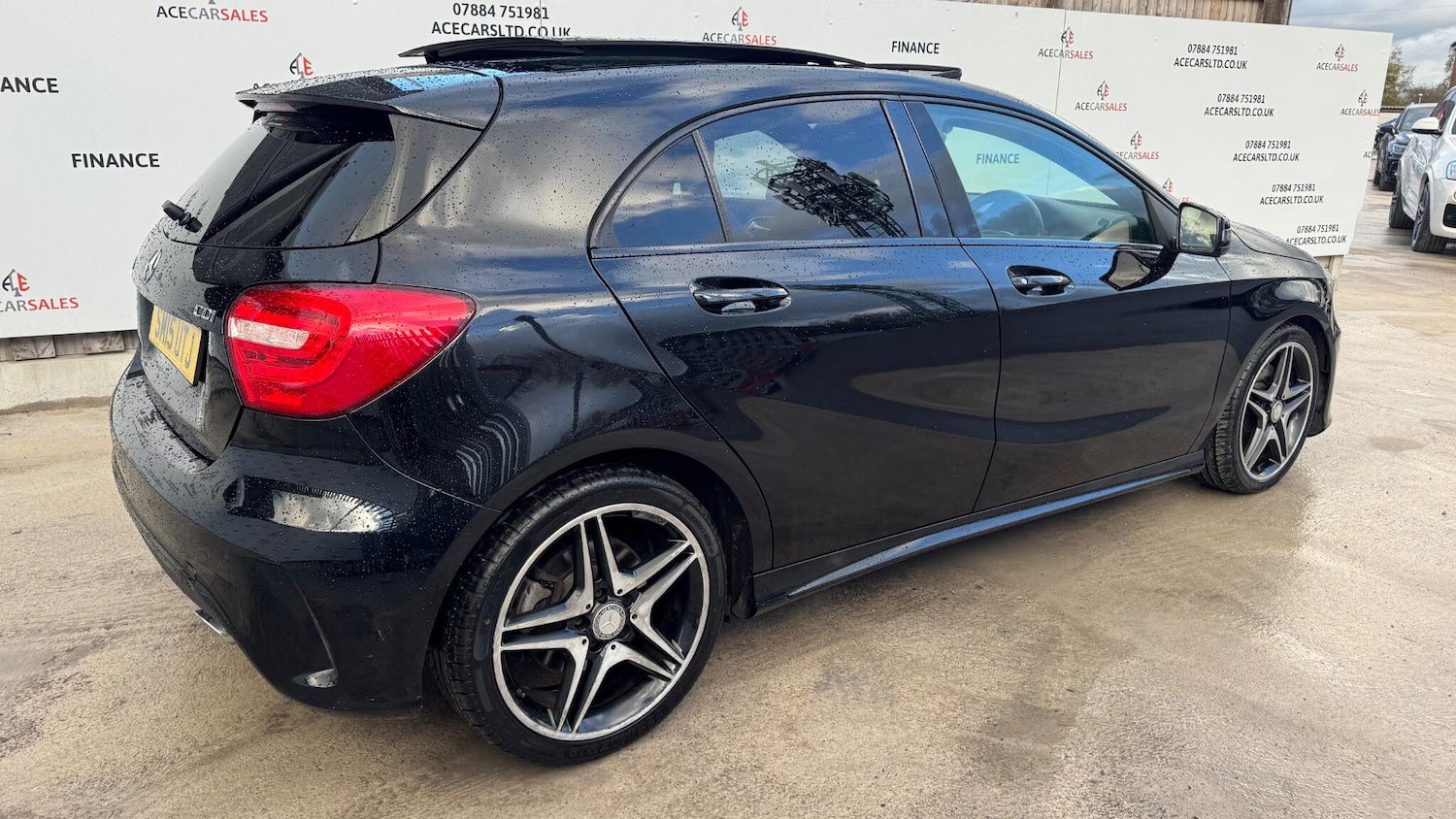 Used Mercedes-Benz A-Class 2015 for sale - 76398778: Photo 8