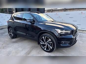 Used Volvo XC40 2019 for sale - 76572765: Photo