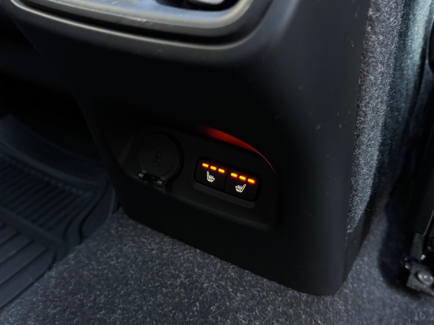 Used Volvo XC40 2019 for sale - 76572765: Photo 65