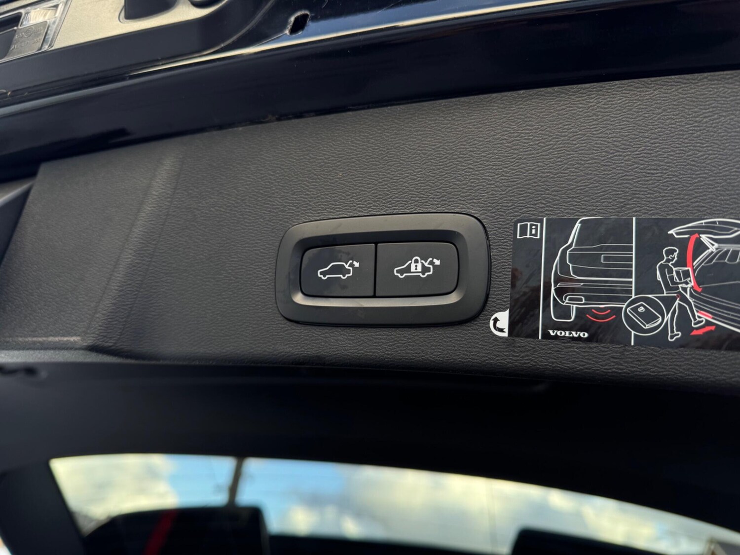 Used Volvo XC40 2019 for sale - 76572765: Photo 67