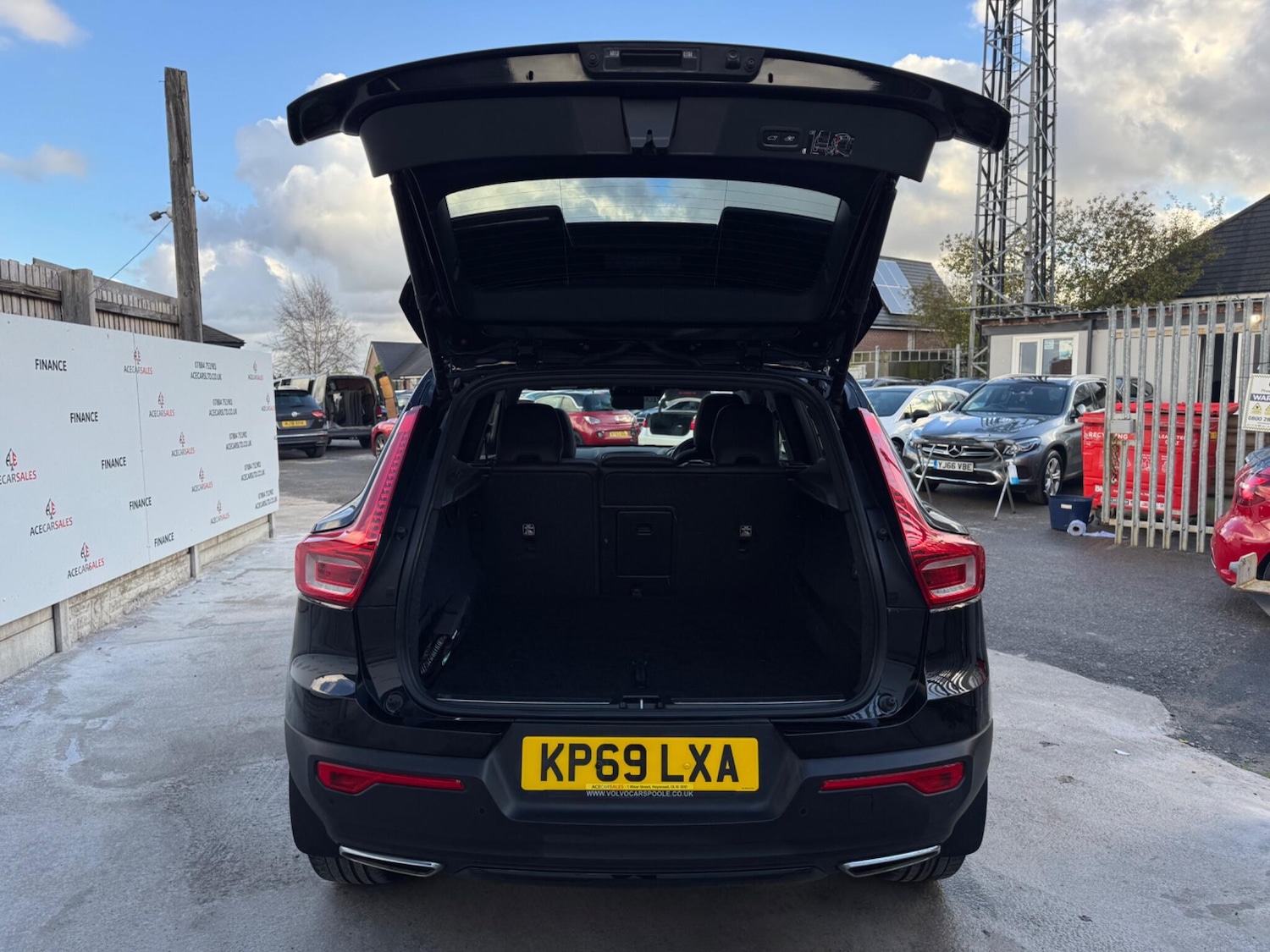 Used Volvo XC40 2019 for sale - 76572765: Photo 88