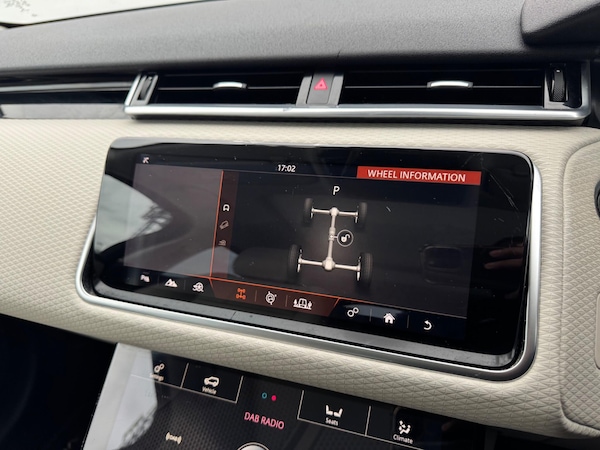 Used Land Rover Range Rover Velar 2018 for sale - 76094719: Photo 40