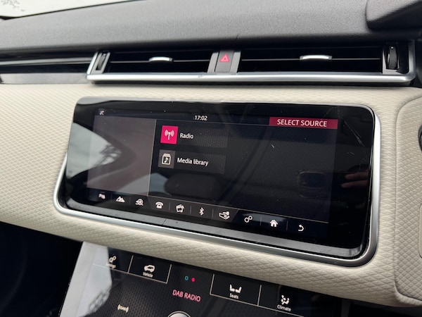 Used Land Rover Range Rover Velar 2018 for sale - 76094719: Photo 46