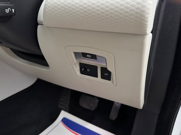 Used Land Rover Range Rover Velar 2018 for sale - 76094719: Photo 71