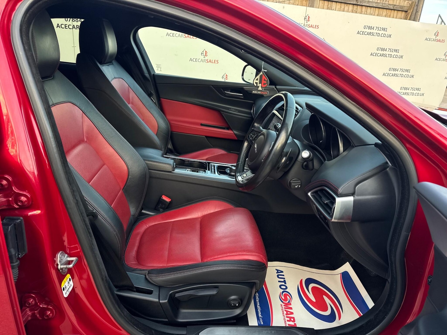 Used Jaguar XE 2017 for sale - 77267783: Photo 11