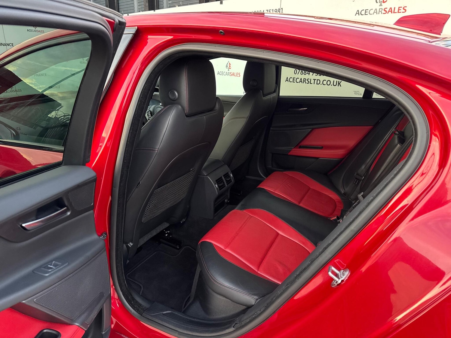 Used Jaguar XE 2017 for sale - 77267783: Photo 15