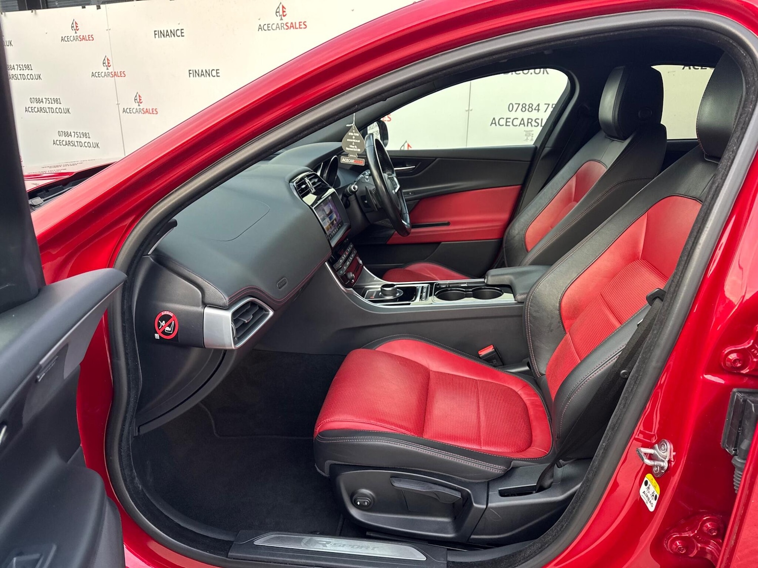 Used Jaguar XE 2017 for sale - 77267783: Photo 18