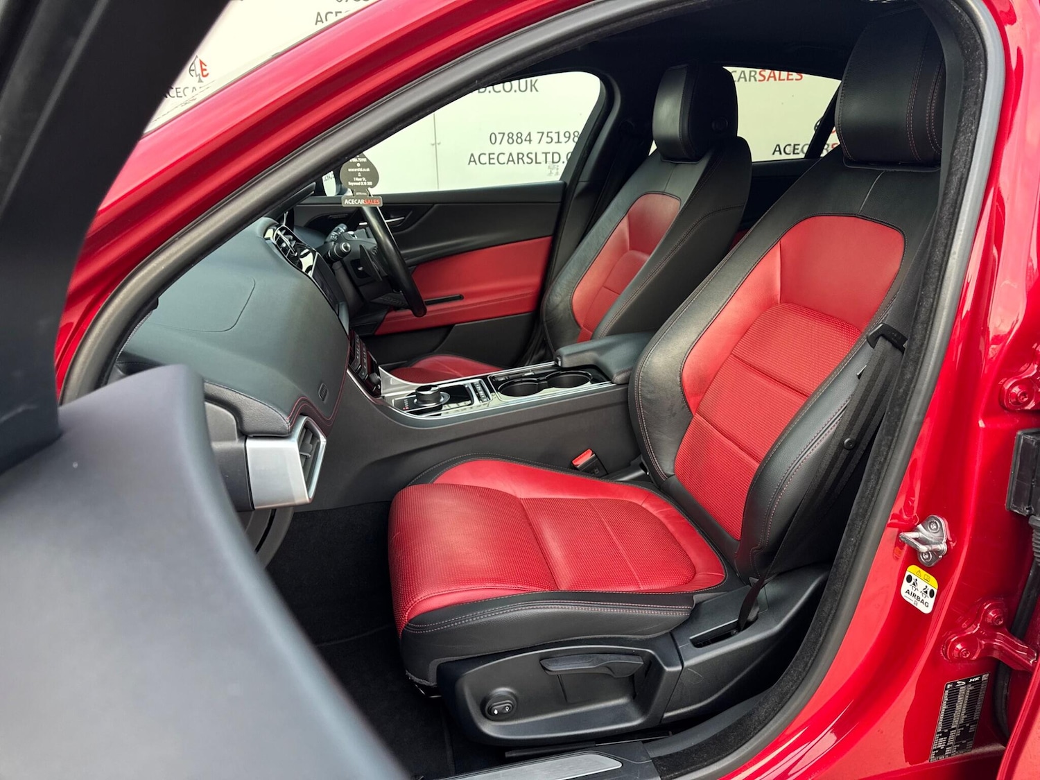 Used Jaguar XE 2017 for sale - 77267783: Photo 19