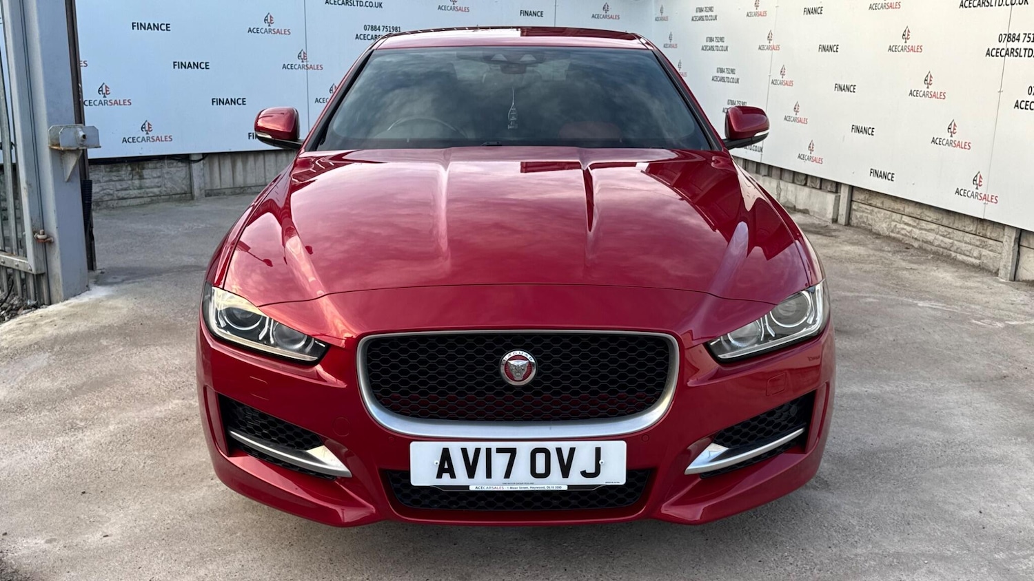 Used Jaguar XE 2017 for sale - 77267783: Photo 3