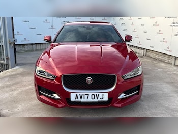 Used Jaguar XE 2017 for sale - 77267783: Photo