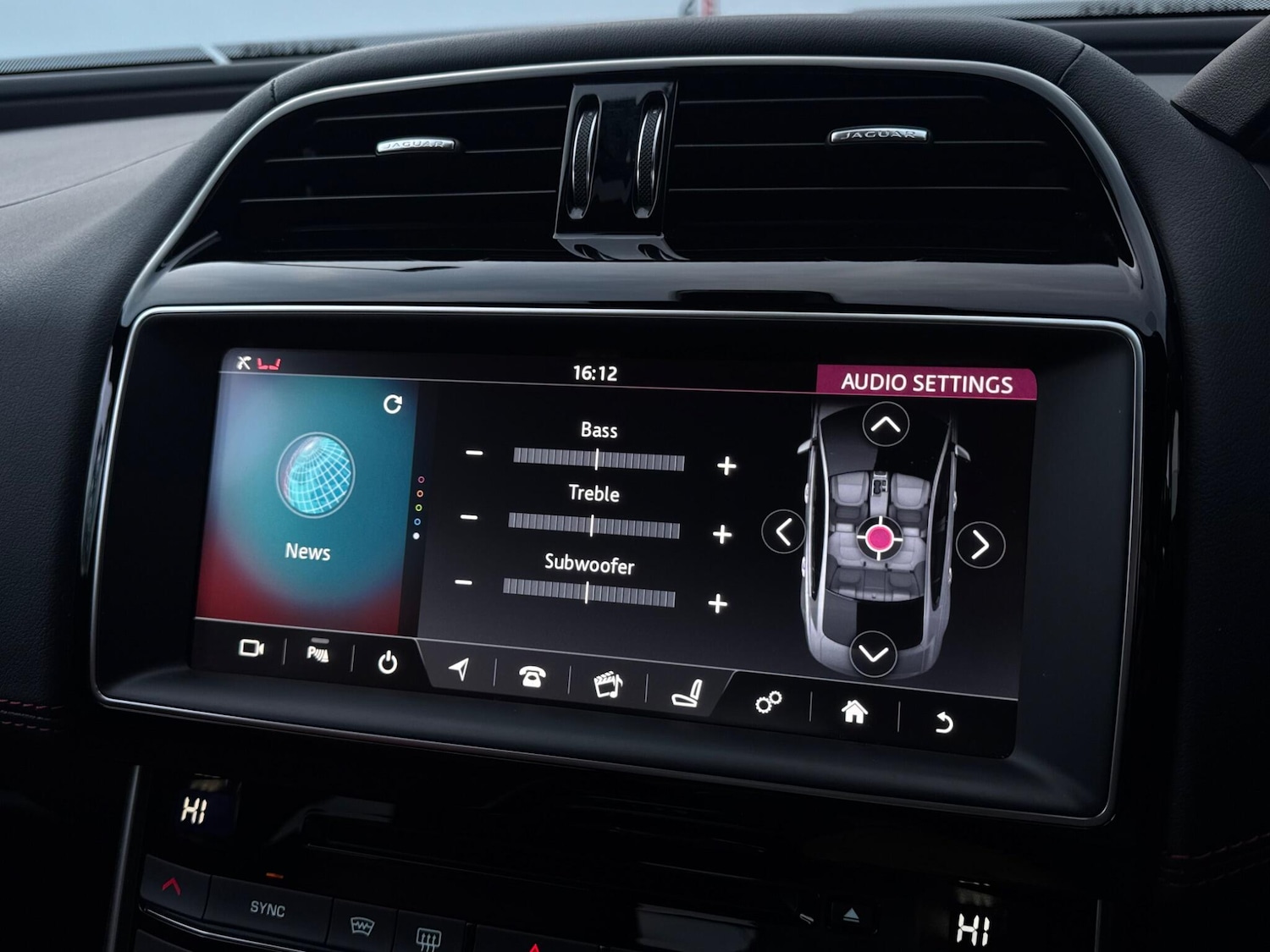 Used Jaguar XE 2017 for sale - 77267783: Photo 44