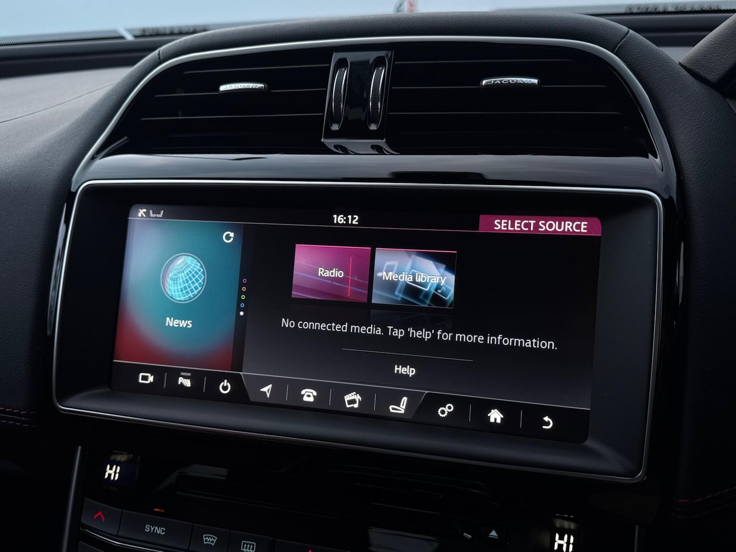 Used Jaguar XE 2017 for sale - 77267783: Photo 50