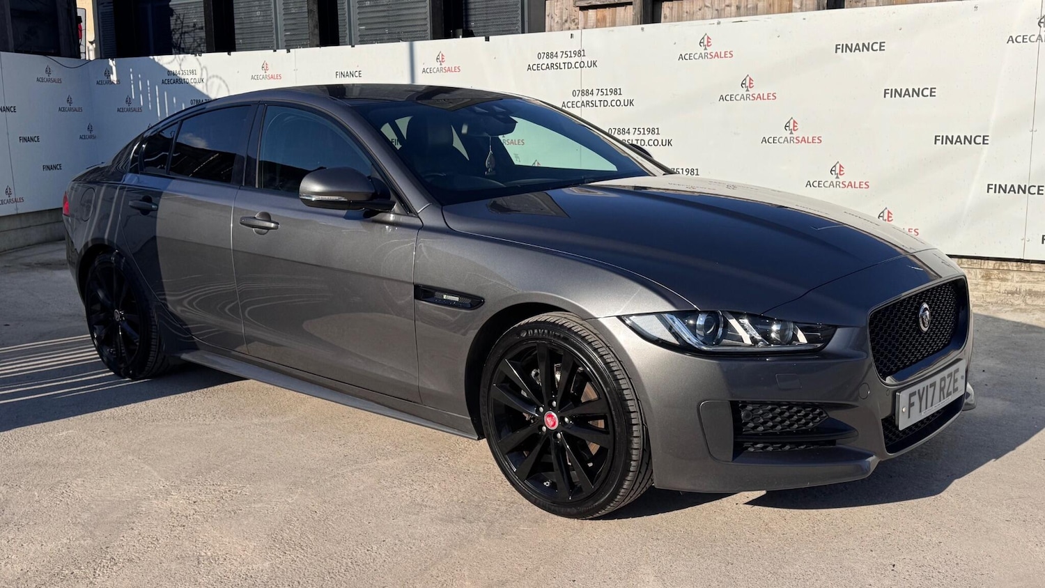 Used Jaguar XE for sale - 77753731: Photo 2