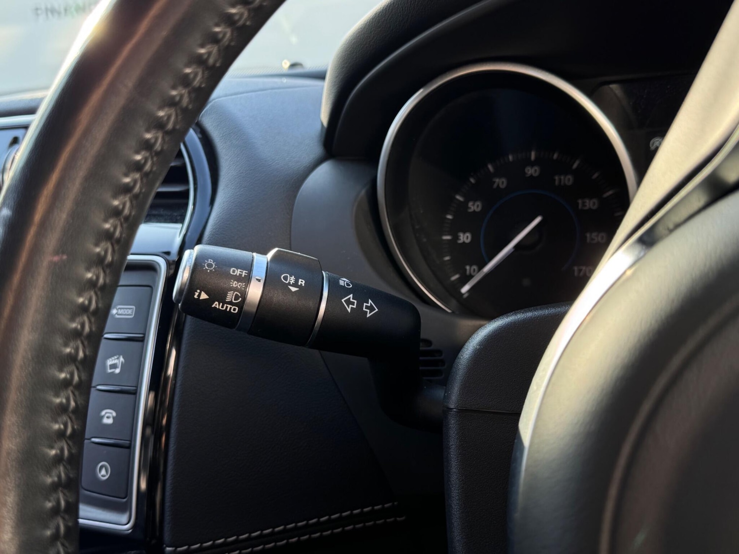 Used Jaguar XE for sale - 77753731: Photo 30