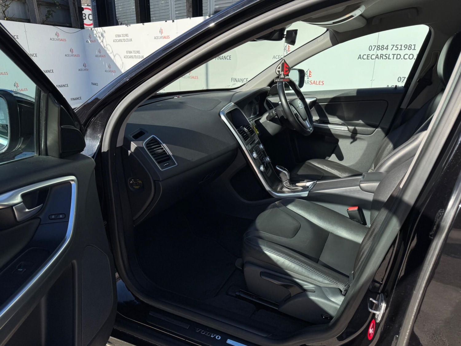 Used Volvo XC60 for sale - 77925504: Photo 14