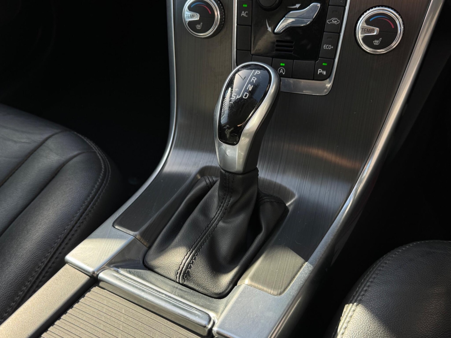 Used Volvo XC60 for sale - 77925504: Photo 23