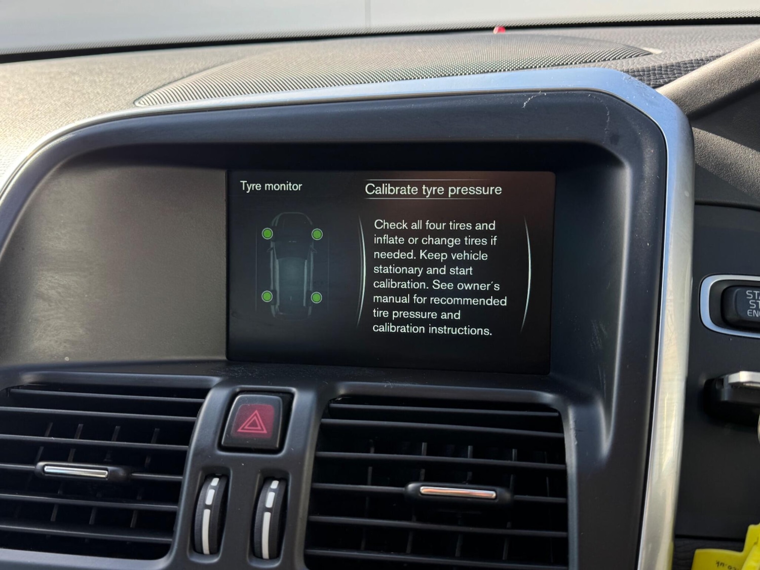 Used Volvo XC60 for sale - 77925504: Photo 41