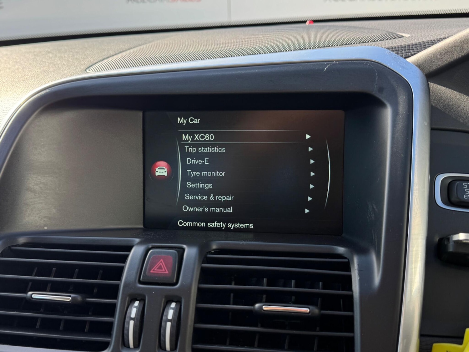 Used Volvo XC60 for sale - 77925504: Photo 45