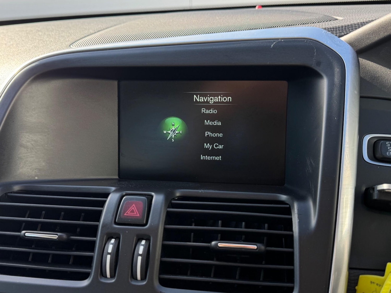 Used Volvo XC60 for sale - 77925504: Photo 47