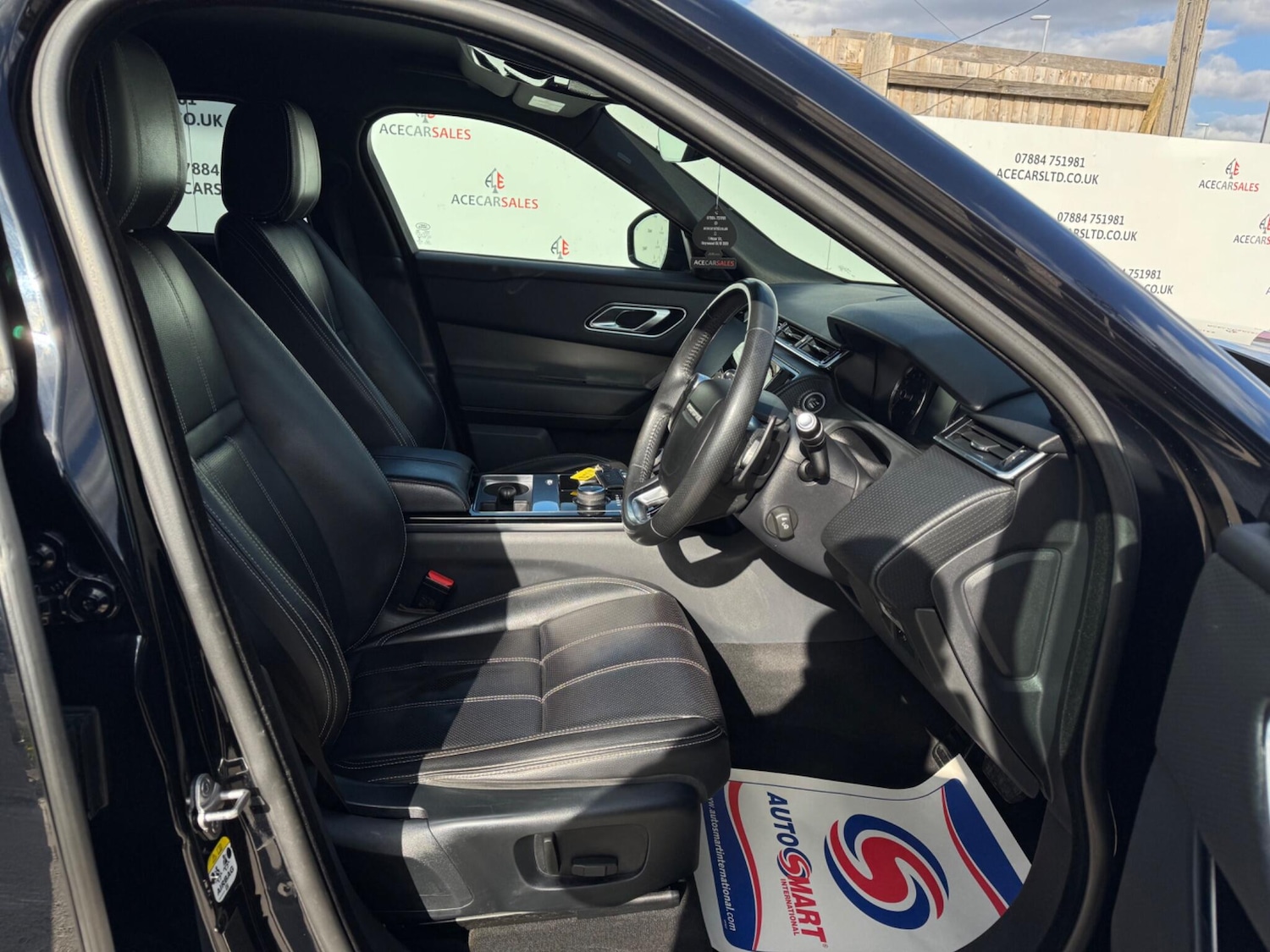 Used Land Rover Range Rover Velar 2017 for sale - 78204182: Photo 11