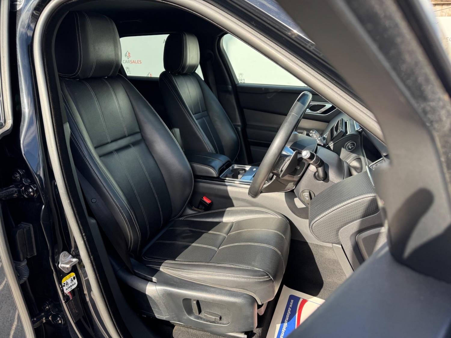 Used Land Rover Range Rover Velar 2017 for sale - 78204182: Photo 12