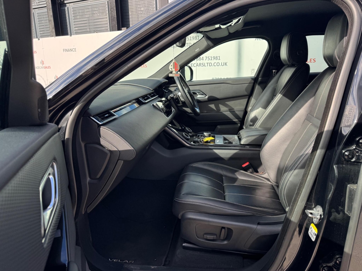 Used Land Rover Range Rover Velar 2017 for sale - 78204182: Photo 18