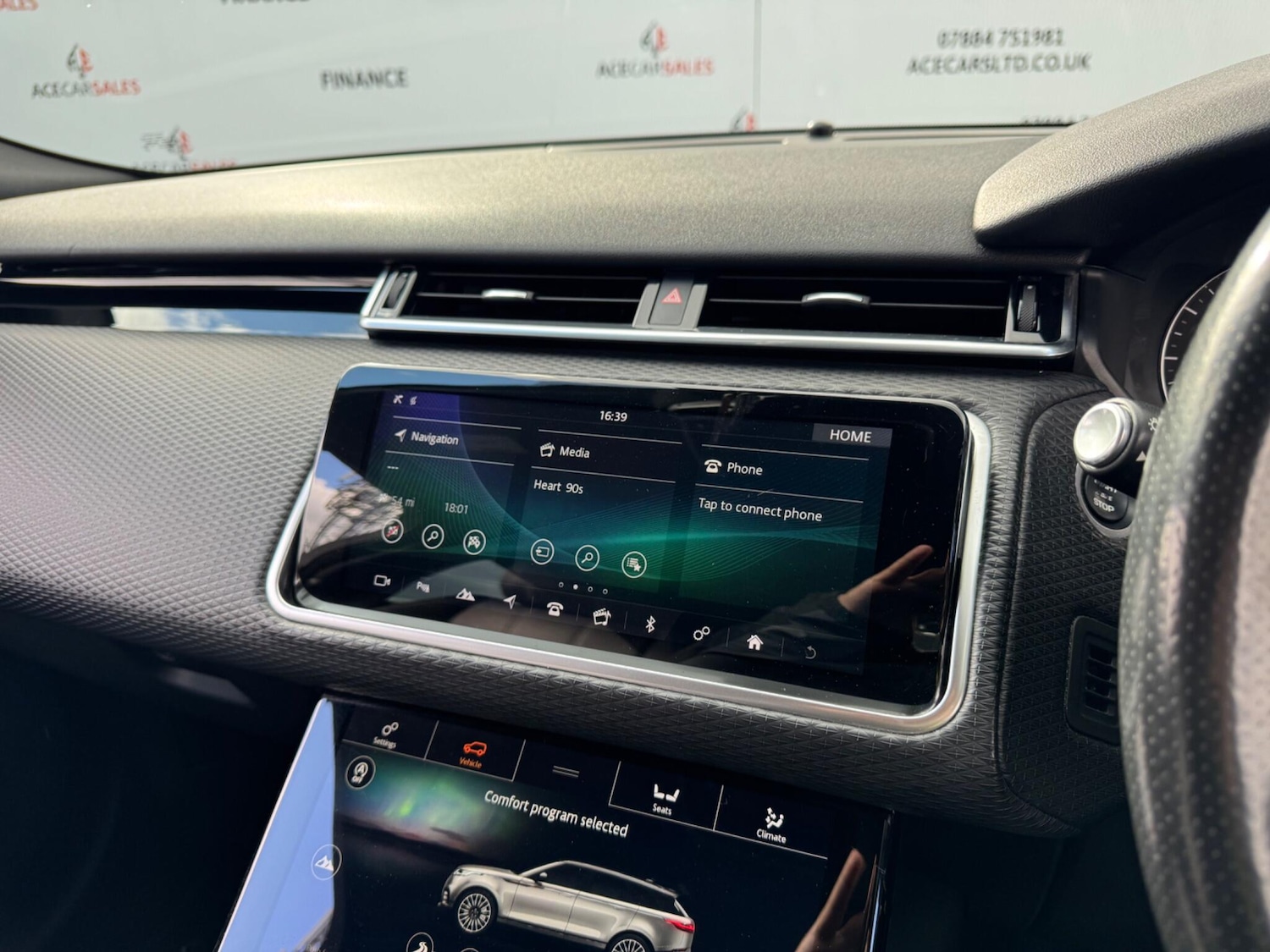 Used Land Rover Range Rover Velar 2017 for sale - 78204182: Photo 23