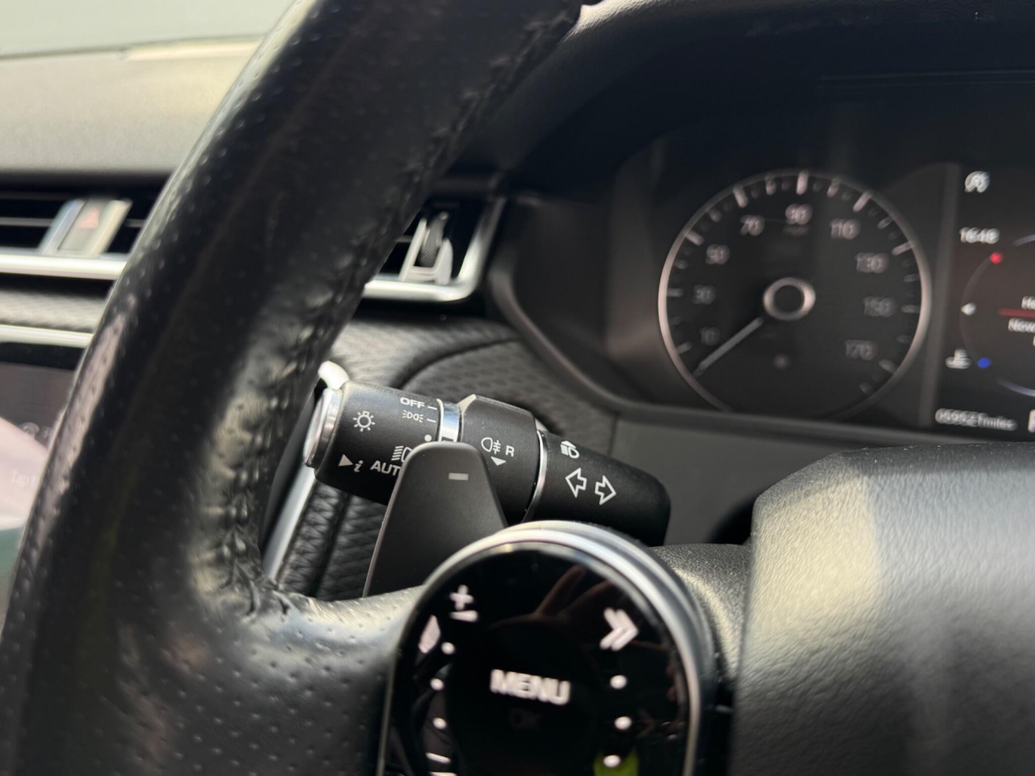 Used Land Rover Range Rover Velar 2017 for sale - 78204182: Photo 29