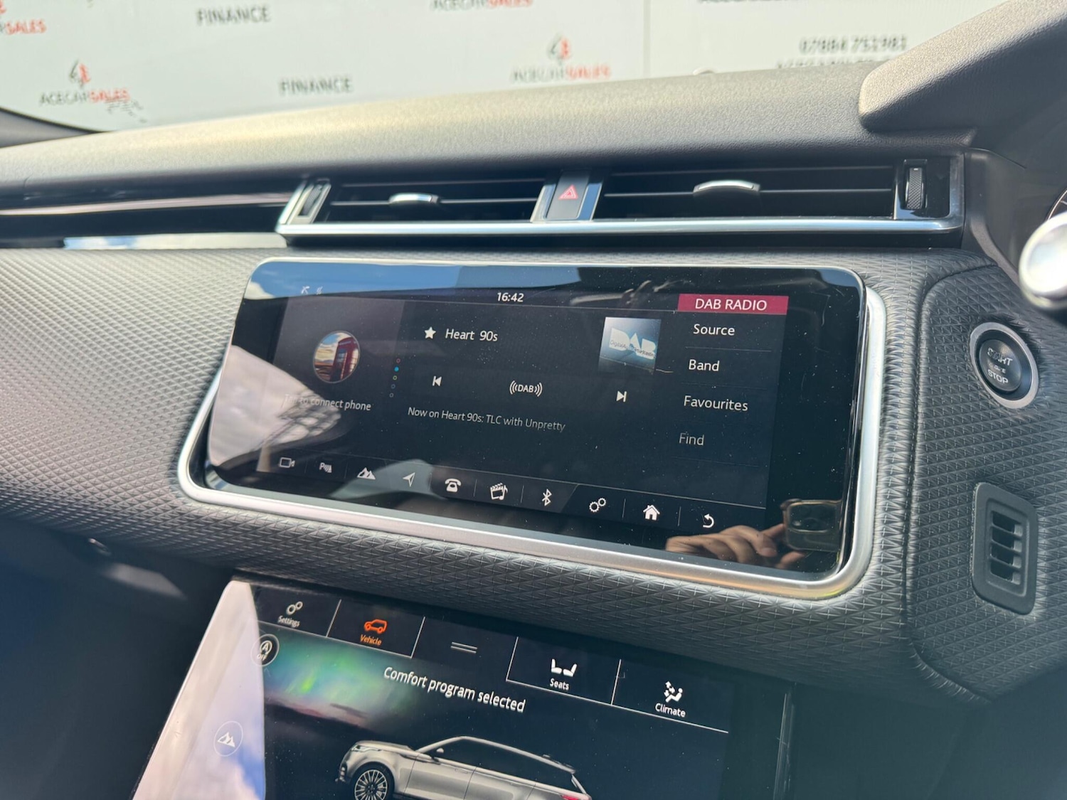 Used Land Rover Range Rover Velar 2017 for sale - 78204182: Photo 49