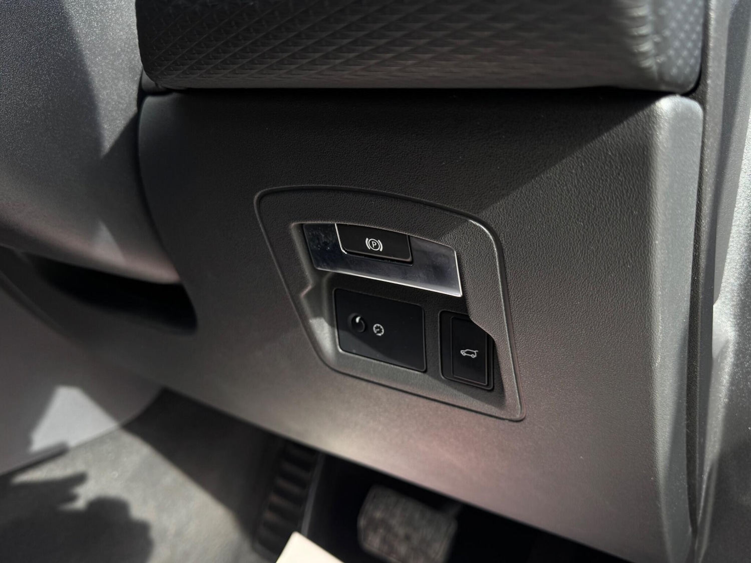 Used Land Rover Range Rover Velar 2017 for sale - 78204182: Photo 66