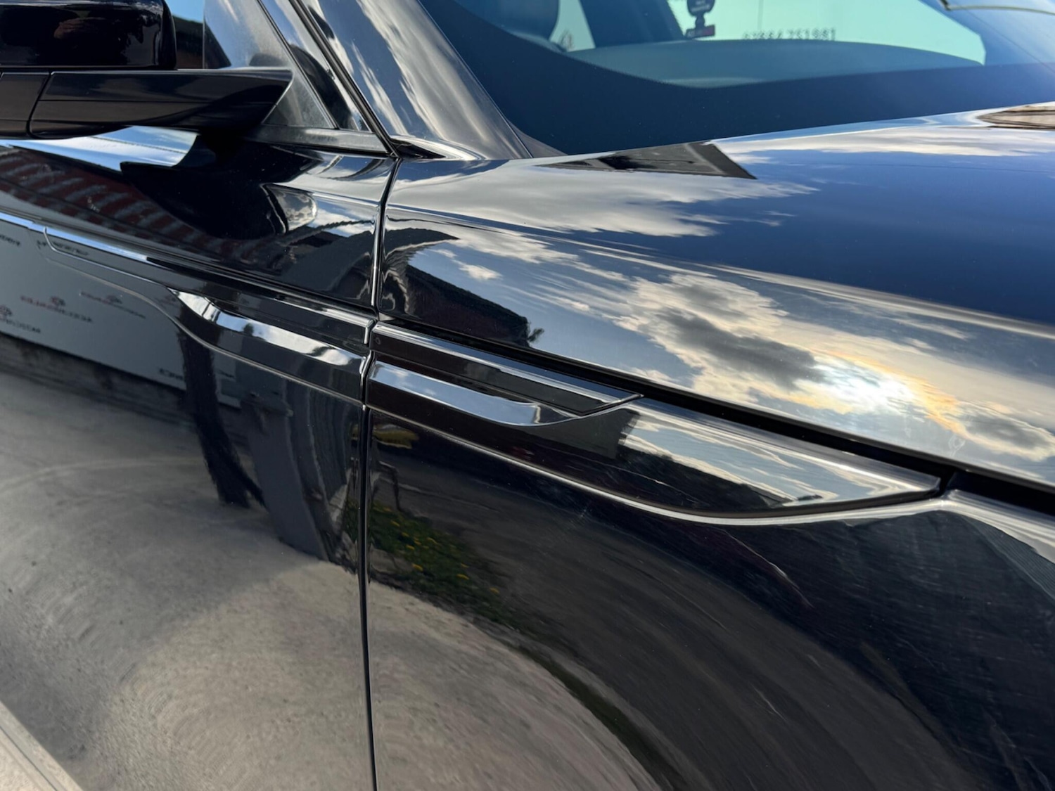 Used Land Rover Range Rover Velar 2017 for sale - 78204182: Photo 74