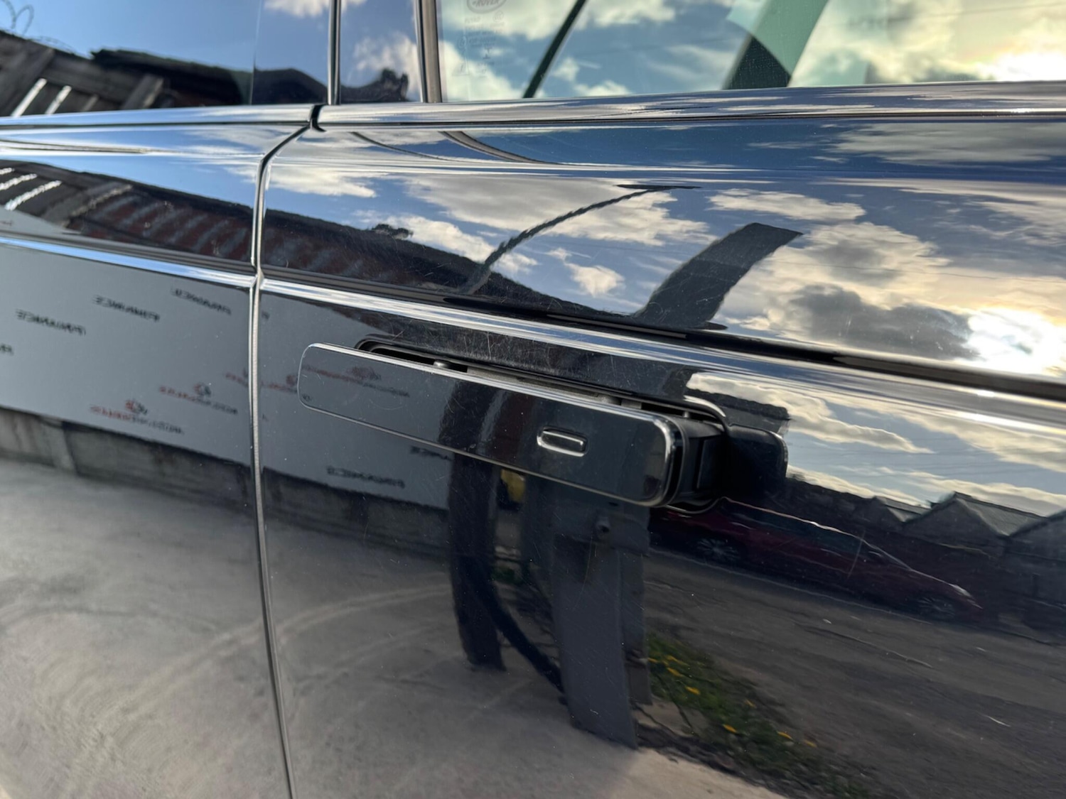 Used Land Rover Range Rover Velar 2017 for sale - 78204182: Photo 75