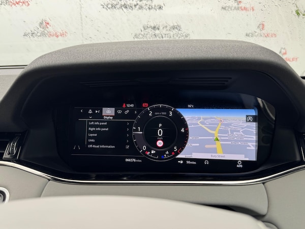Used Land Rover Range Rover Evoque 2019 for sale - 75732232: Photo 67