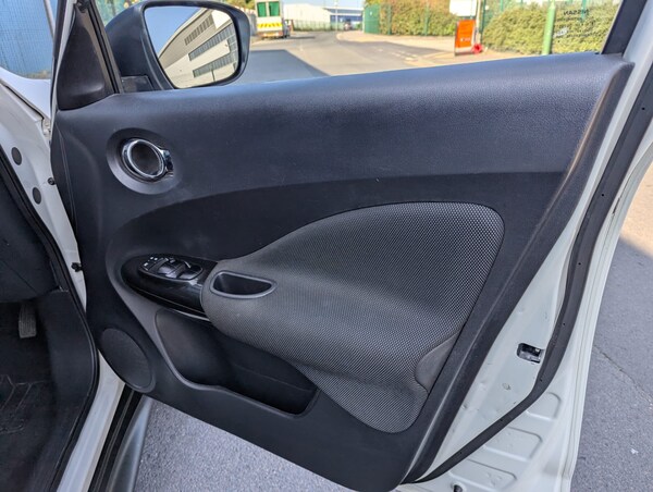 Used Nissan Juke 2014 for sale - 76230280: Photo 8