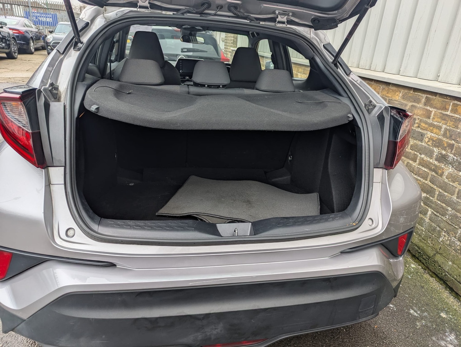 Used Toyota C-HR 2022 for sale - 76381513: Photo 17